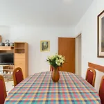 Partelj 3 By Interhome * Vir