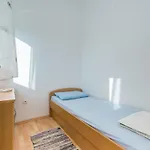 Partelj 3 By Interhome Daire Vir