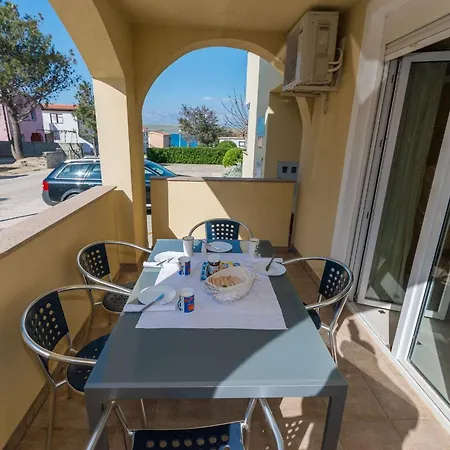 Partelj 3 By Interhome 公寓