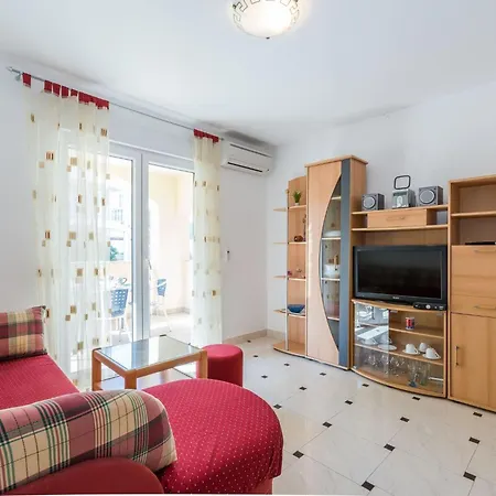 Partelj 3 By Interhome * Vir
