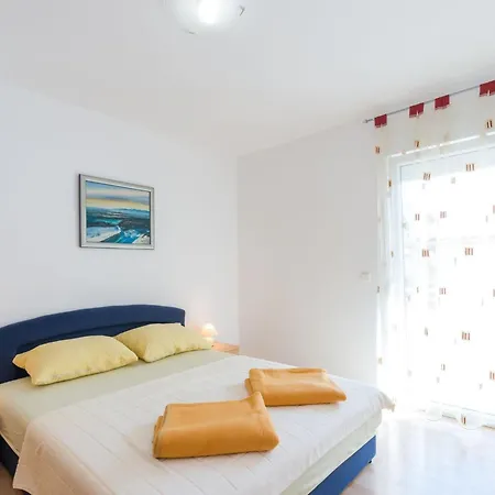 Partelj 3 By Interhome *