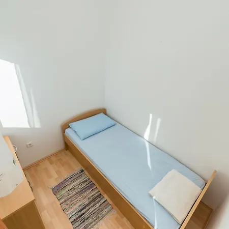 Apartamento Partelj 3 By Interhome