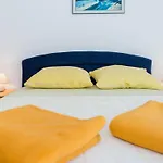 Partelj 3 By Interhome *