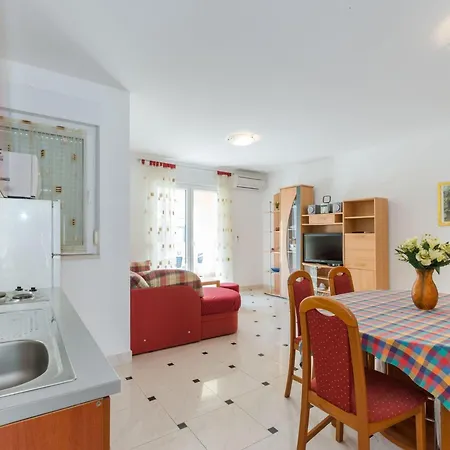 Partelj 3 By Interhome Διαμέρισμα Vir