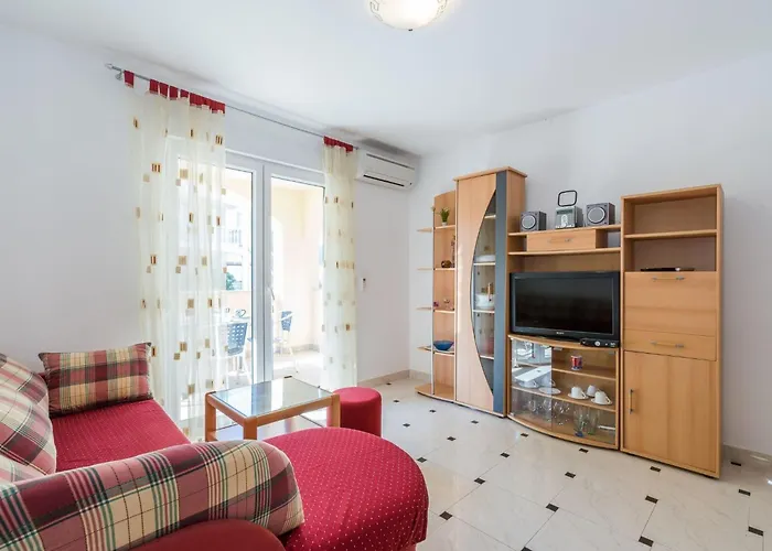 Partelj 3 By Interhome * Vir