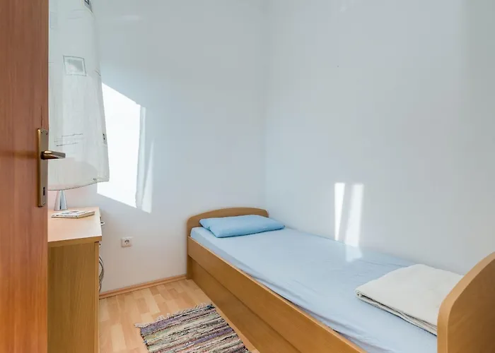 Partelj 3 By Interhome Lejlighed Vir